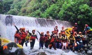 Paket Outbound Rafting di Pacet